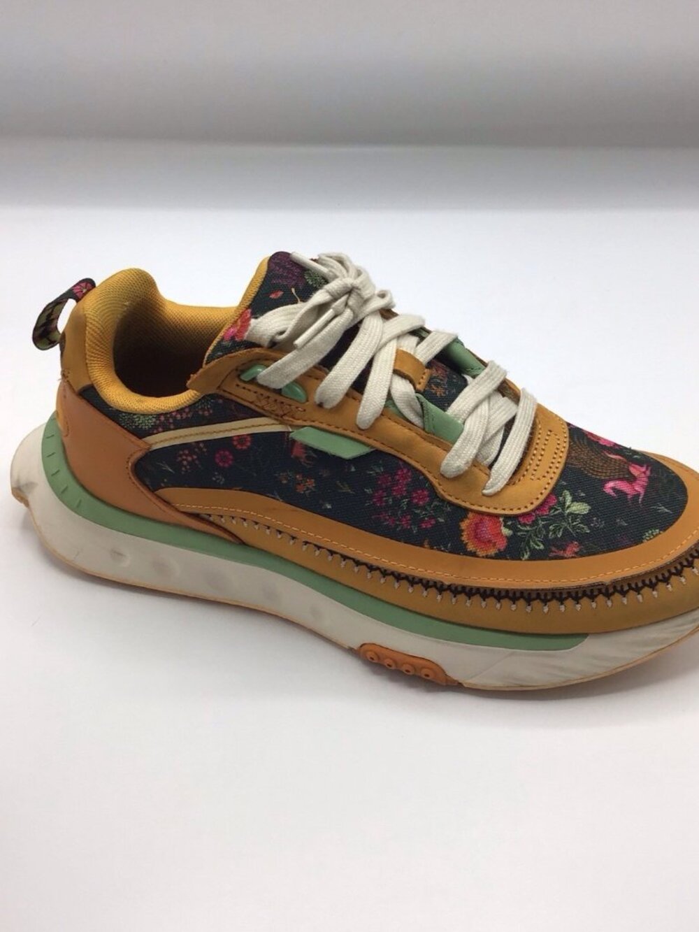 Wild Rider Liberty Model Number Apricot Cream PUMA. 382105-01